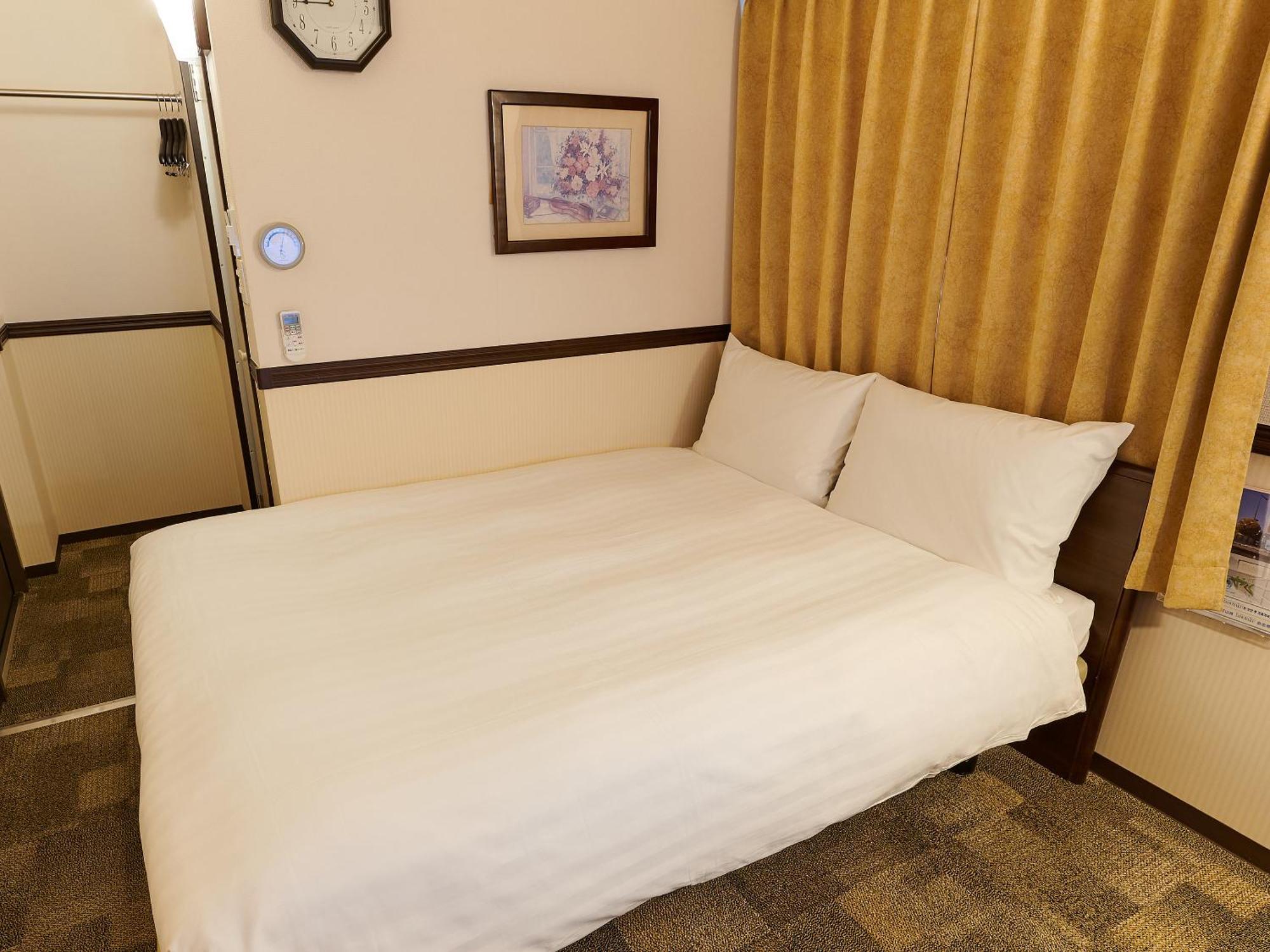 Toyoko Inn Osaka Shinsaibashi Nishi Zimmer foto